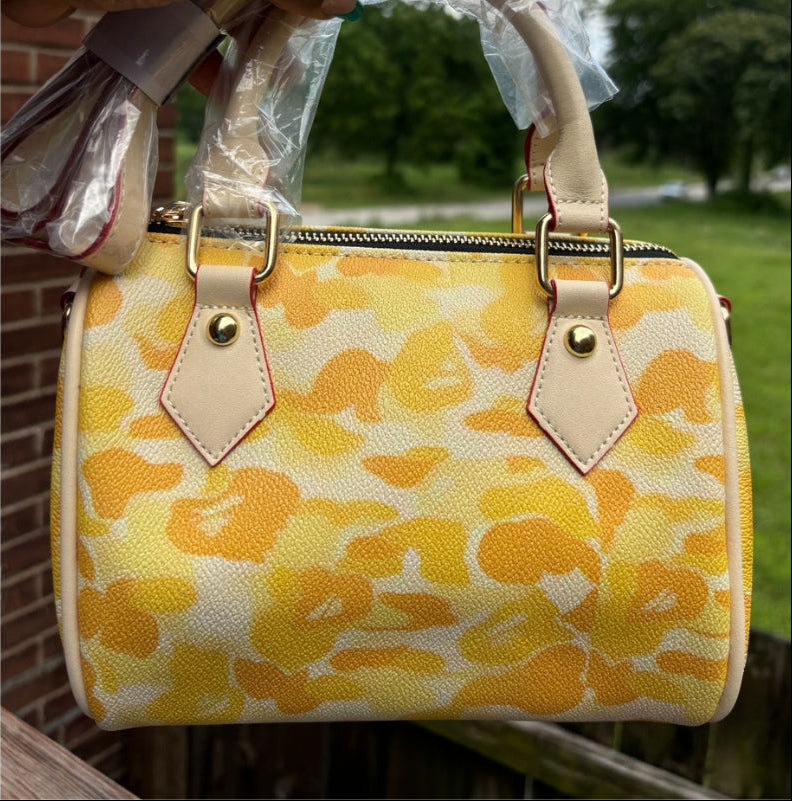 Golden Hour Mini Duffie Bag – Stylish Compact Travel